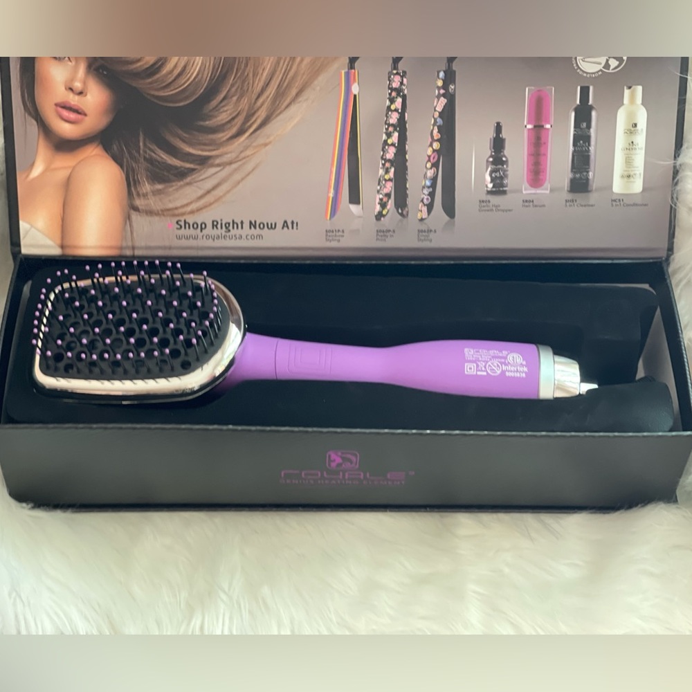 LAST 1‼️Royale 3 in 1 Drying Brush, Styler, & Detangler airbrush Lavender Purple
